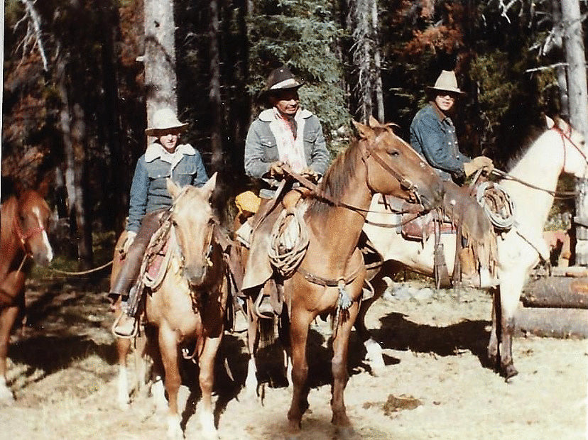 Mountain Ranch at the End of the Road: horses, cows, guns & grizzlies in the Canadian Wilderness