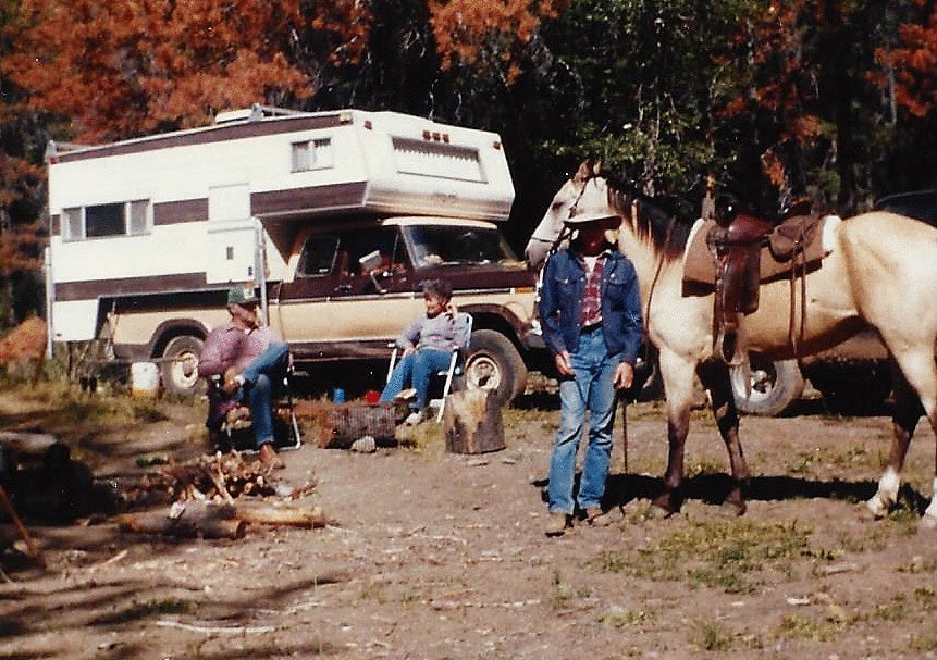 Mountain Ranch at the End of the Road: horses, cows, guns & grizzlies in the Canadian Wilderness